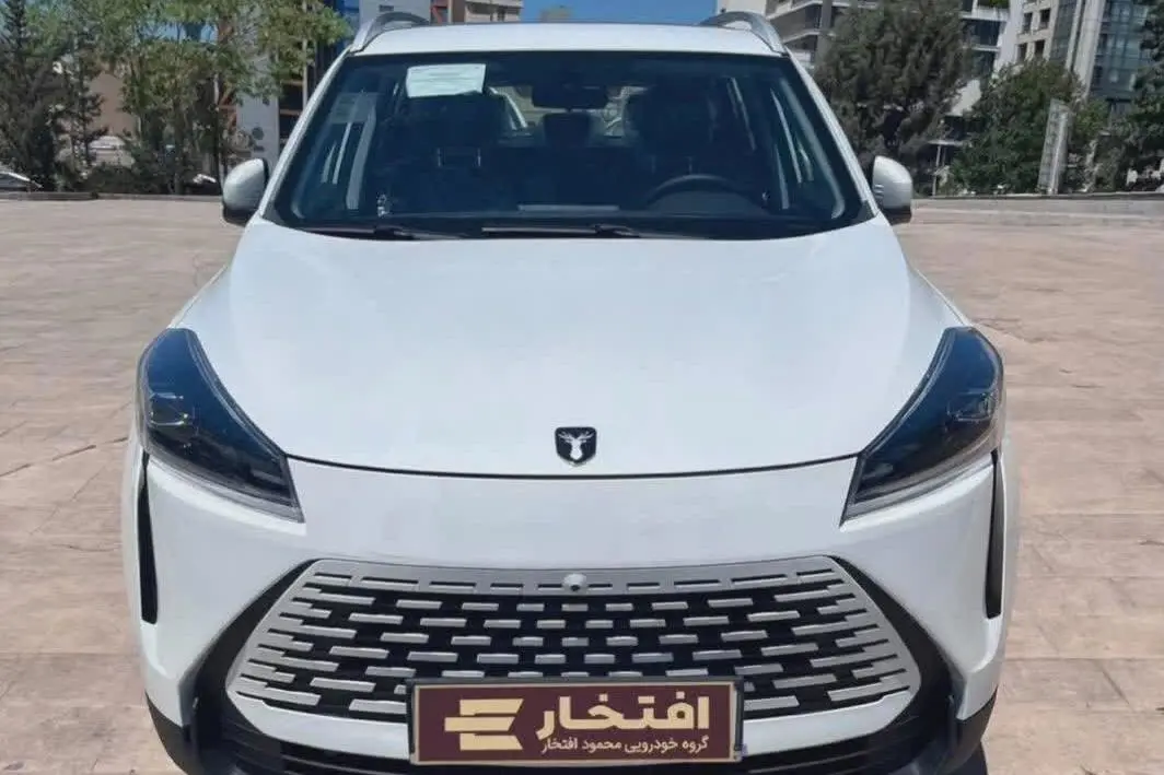 پیش فروش لاماری،  نئو