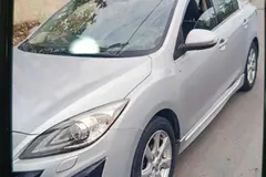 مزدا، 3 نیو صندوق دار