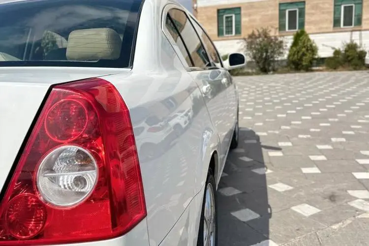 ام وی ام،  530
