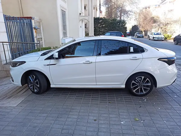 فونیکس، آریزو 6 پرو