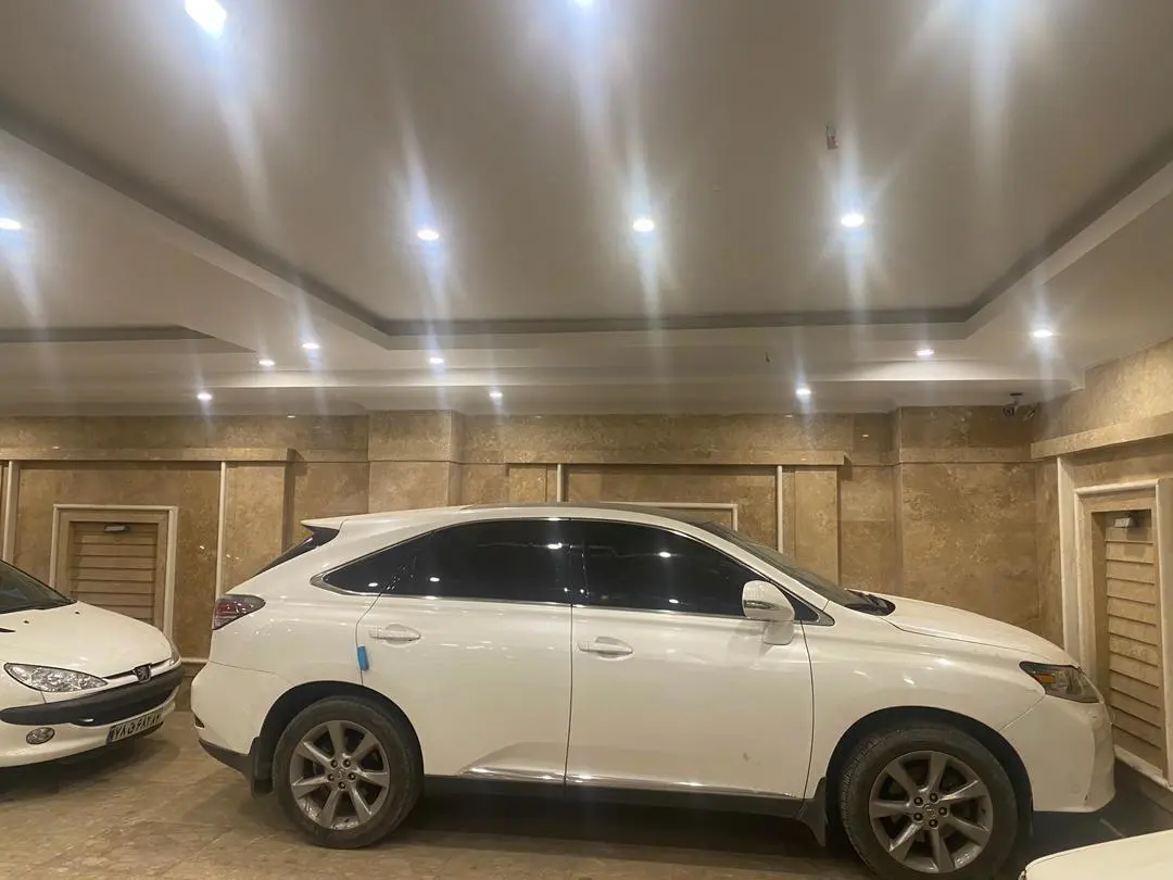 لکسوس  RX
