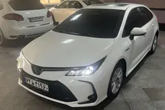 تویوتا، کرولا هیبرید