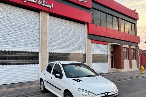 پژو، 206