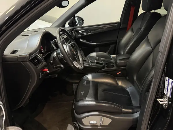 پورشه، ماکان