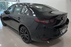 مزدا، 3 وارداتی