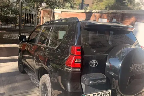تویوتا، پرادو  چهار در