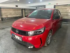 اپل، کورسا