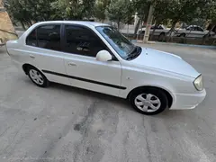 هیوندای، ورنا