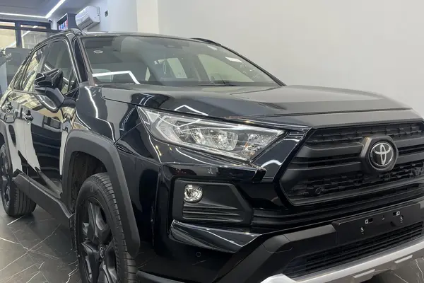 تویوتا، راوفور