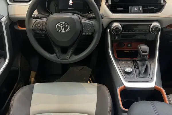 تویوتا، راوفور