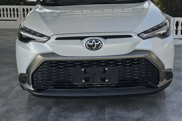 تویوتا، فرانت لندر هیبرید