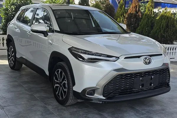 تویوتا، فرانت لندر هیبرید