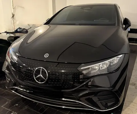 بنز، EQE Sedan