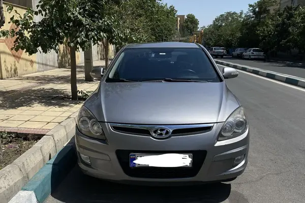 هیوندای  i30