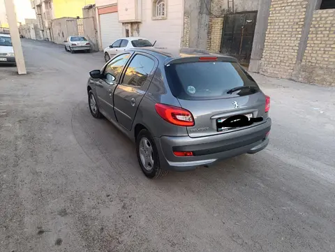 پژو، 207