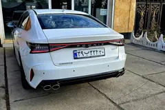 فونیکس، آریزو 8 (Z8)