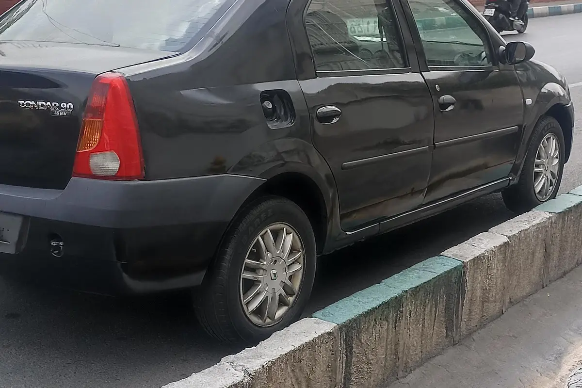 رنو،  تندر 90
