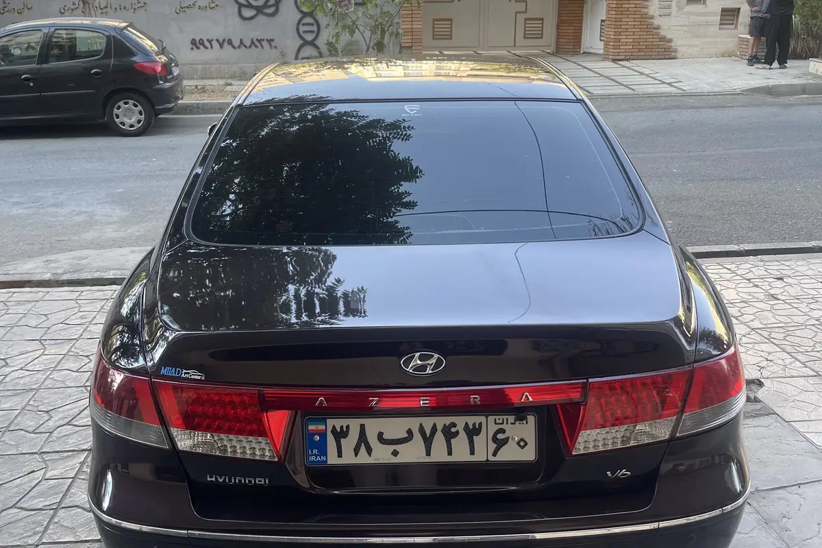 هیوندای،  آزرا (گرنجور)