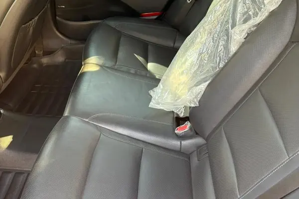 هیوندای، آزرا (گرنجور)