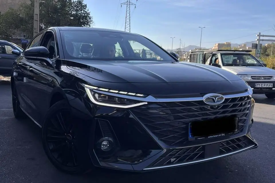 فونیکس،  آریزو 8 (Z8)