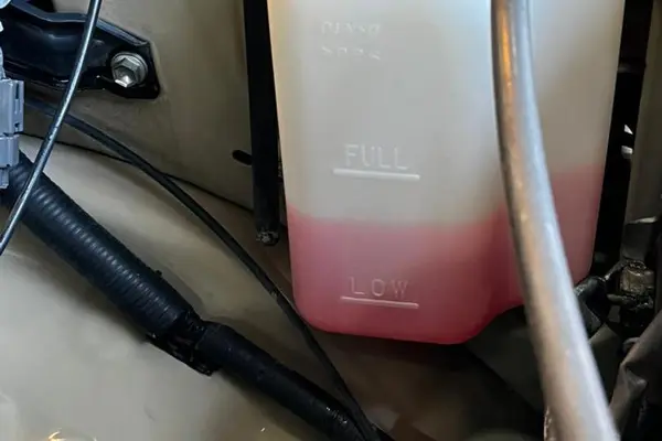 تویوتا، لندکروز وانت تک کابین