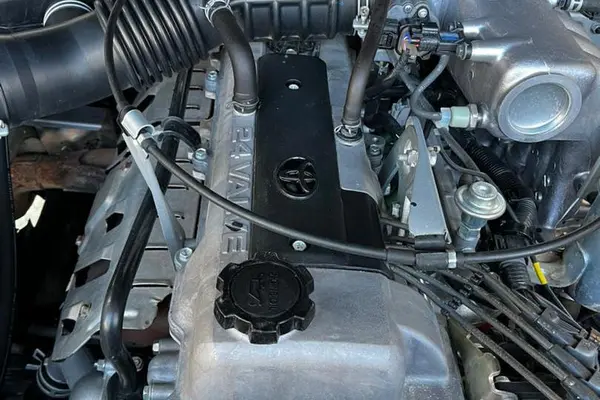 تویوتا، لندکروز وانت تک کابین