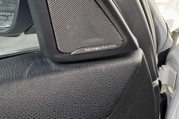 ب ام و، سری 5 سدان