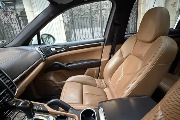 پورشه، کاین