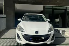 مزدا، 3 نیو صندوق دار