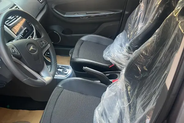 کی ام سی، ایگل