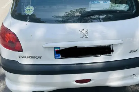 پژو، 206