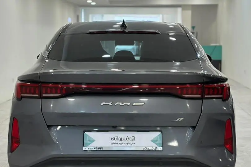 کی ام سی،  J7