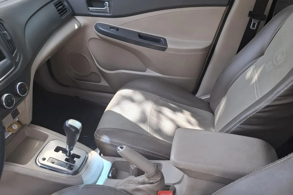 ام وی ام،  550