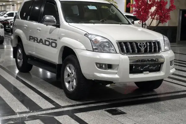 تویوتا  پرادو  چهار در