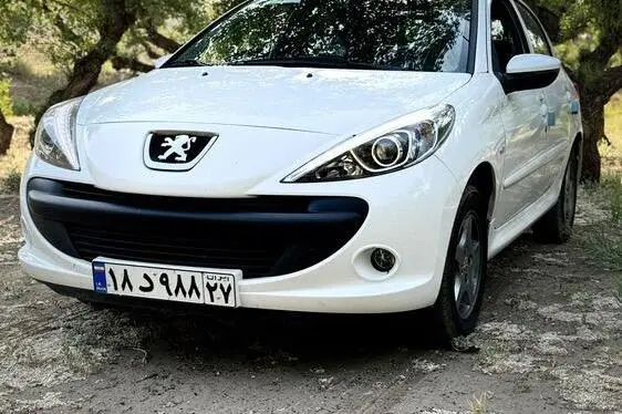 پژو،  207