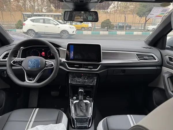 فولکس، تی راک