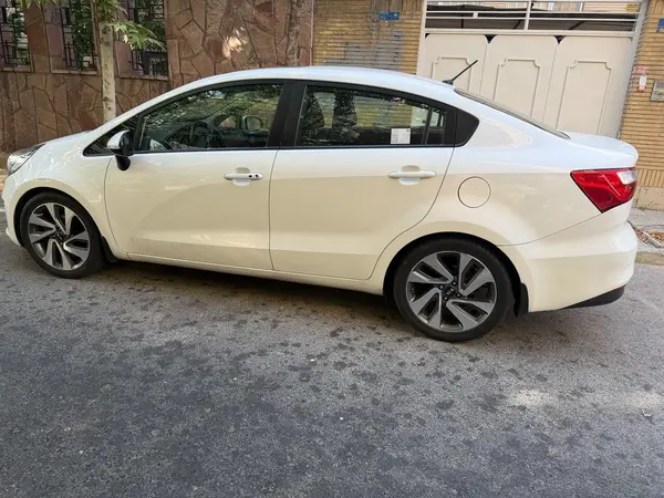 کیا  ریو سدان