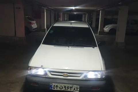 پراید، صندوق دار