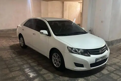 زوتی، آریو