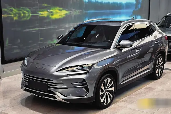 بی وای دی، سانگ پلاس DMi