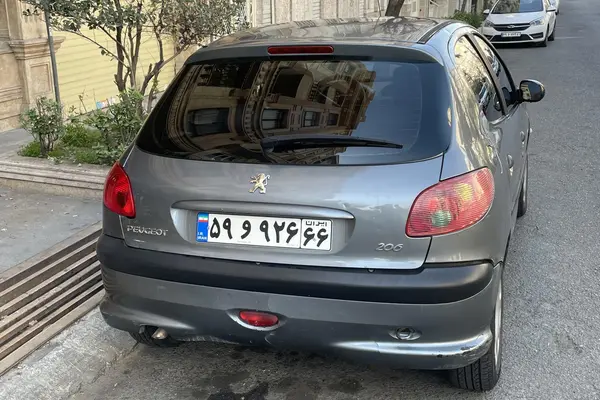 پژو، 206