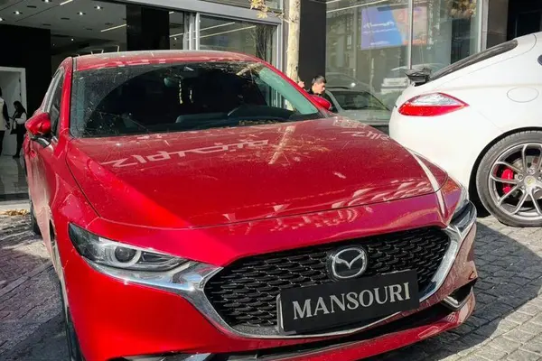 مزدا، 3 وارداتی