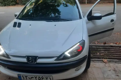 پژو، 206