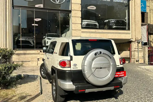 تویوتا، اف جی کروز