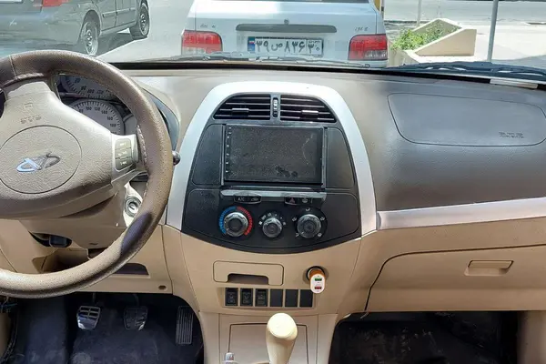 ام وی ام، X33