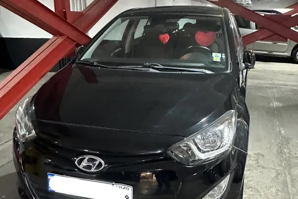 هیوندای  i20