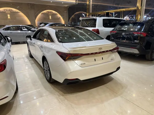 تویوتا، آوالون هیبرید