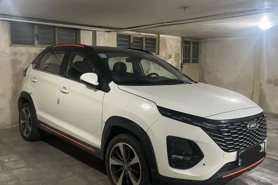 ام وی ام،  X33 کراس