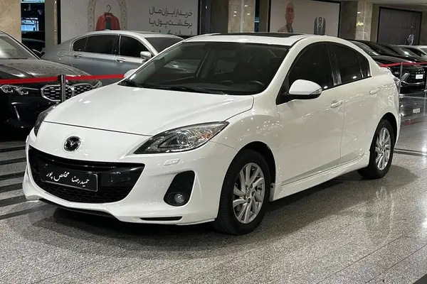 مزدا  3 نیو صندوق دار