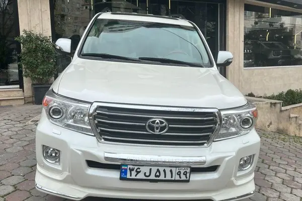 تویوتا، لندکروز چهار در